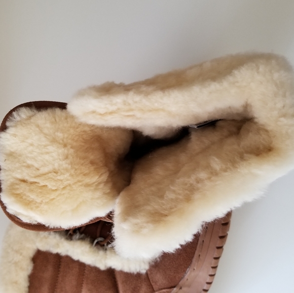 NWOT BearPaw shearling suede boots - Picture 7 of 10